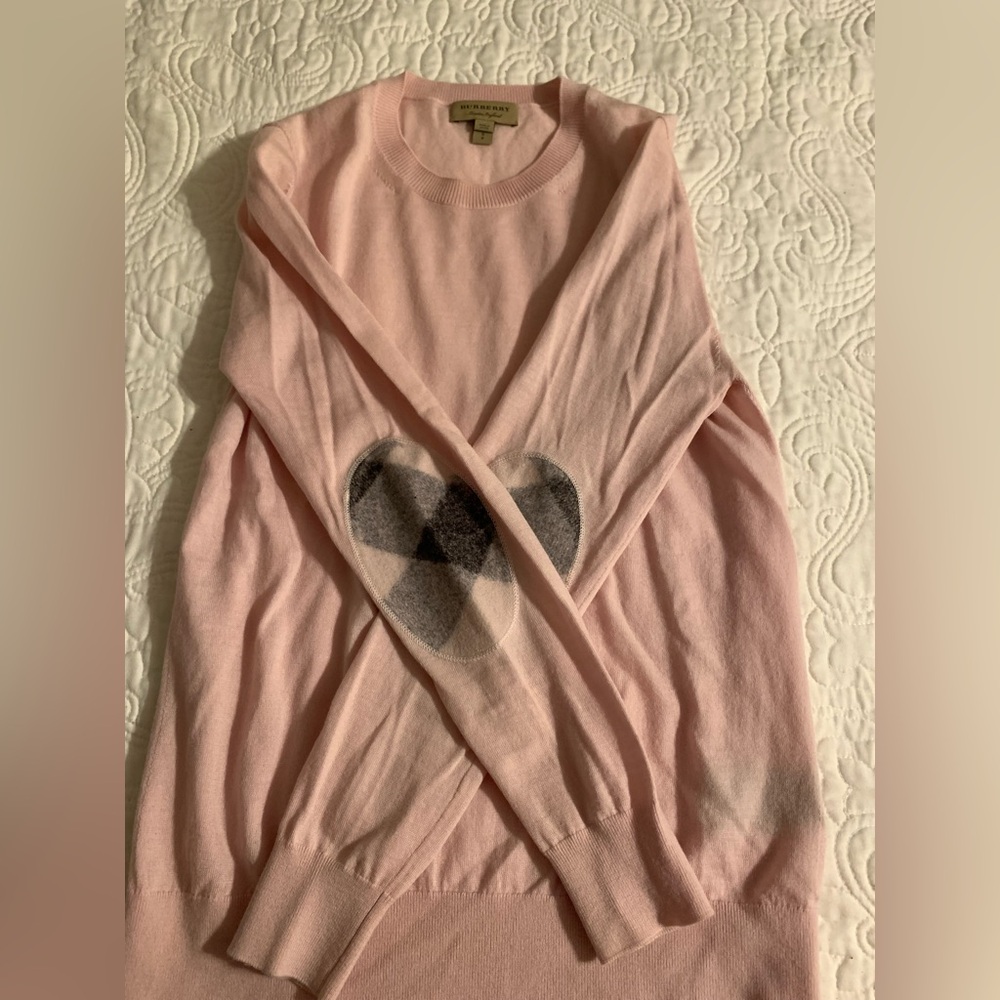 Burberry women's sweater small